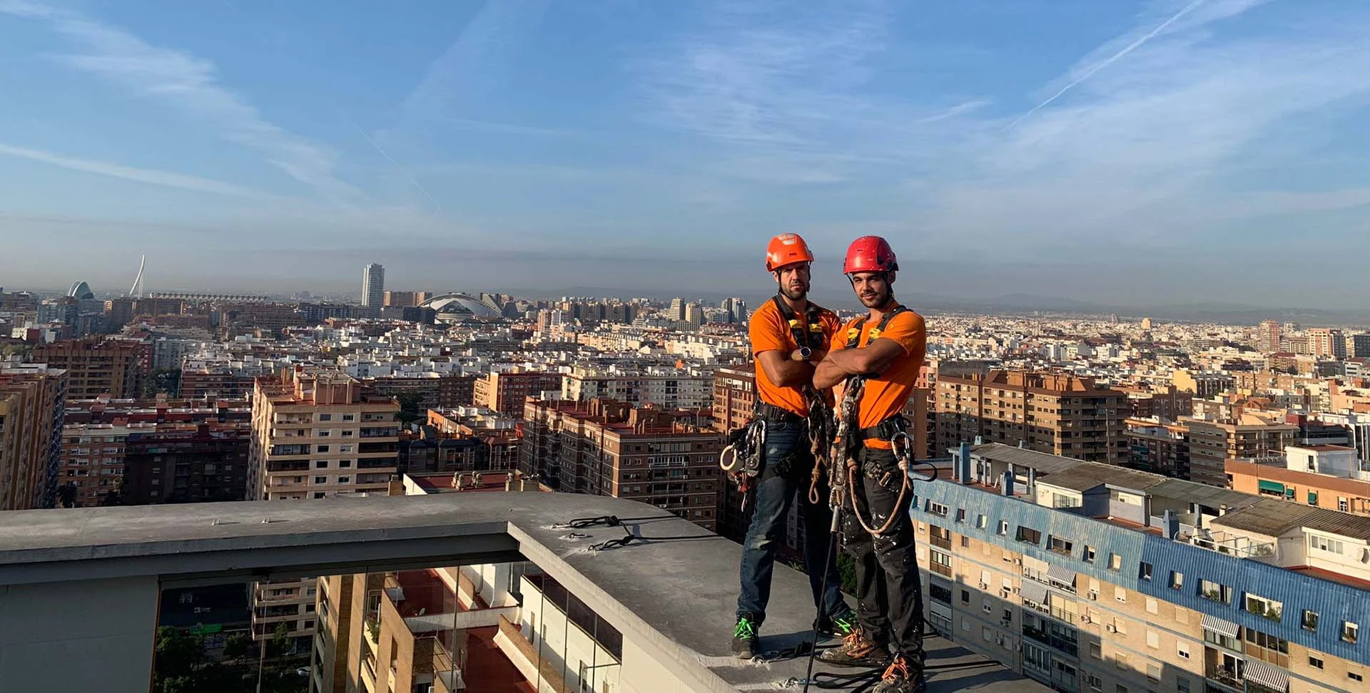 Especialistas en reformas verticales y Líneas de vida